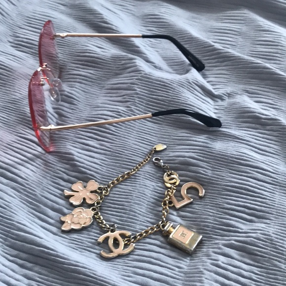 Glasses and bracelet combo - Picture 2 of 6